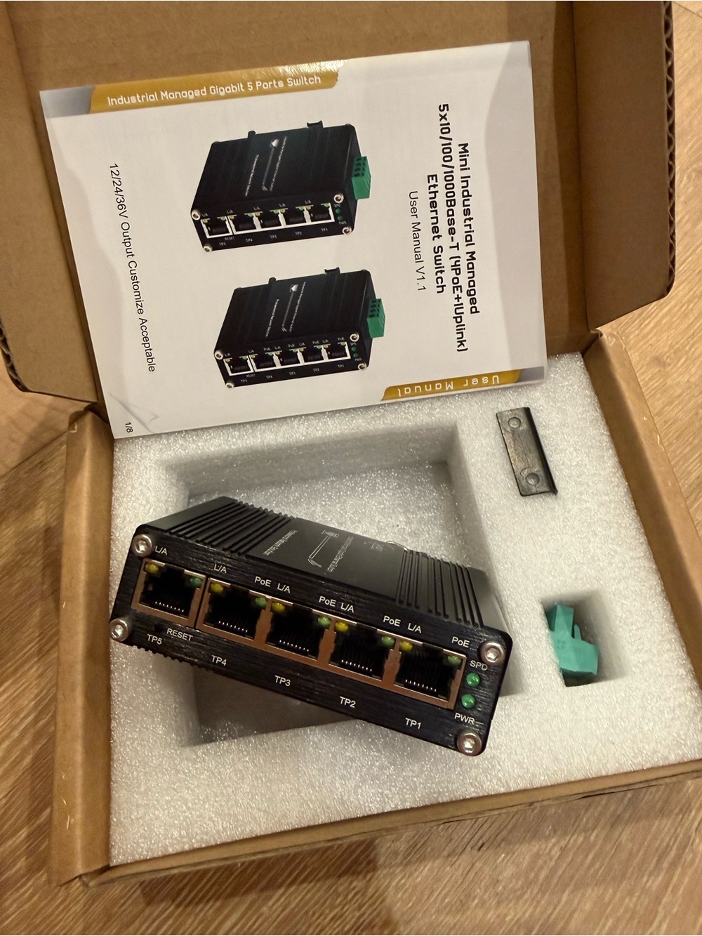 NEW 5-Port Ethernet Switch
